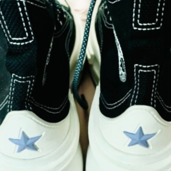 Converse Chuck Taylor Platform Sneakers - Never Worn
